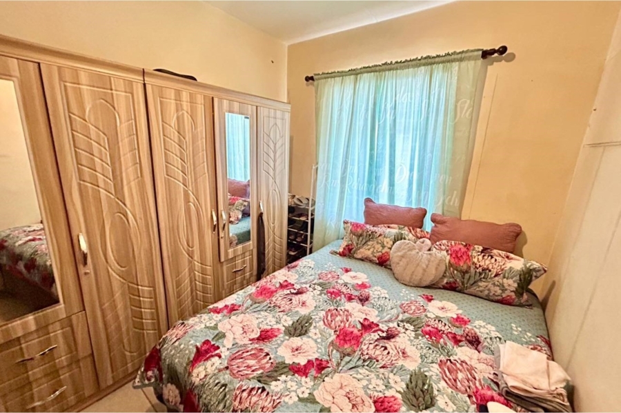 2 Bedroom Property for Sale in Scottsdene Western Cape